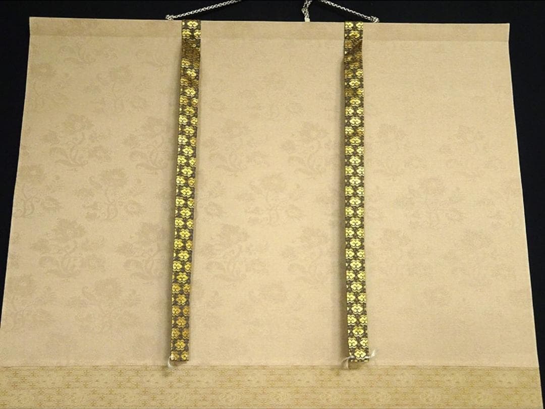 【真作】掛軸 植田春甫『四季花図』絹本 肉筆 共箱付 掛け軸 a041713