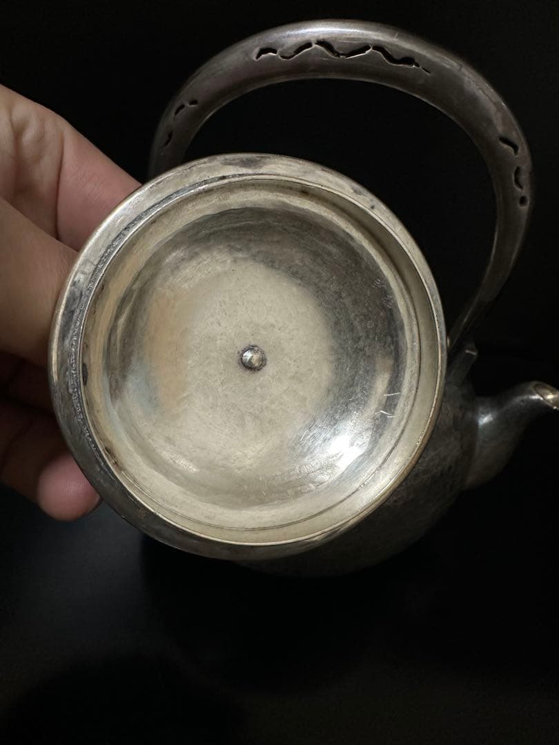 銀瓶　在銘　政晴 純銀　急須　666g 骨董　古美術