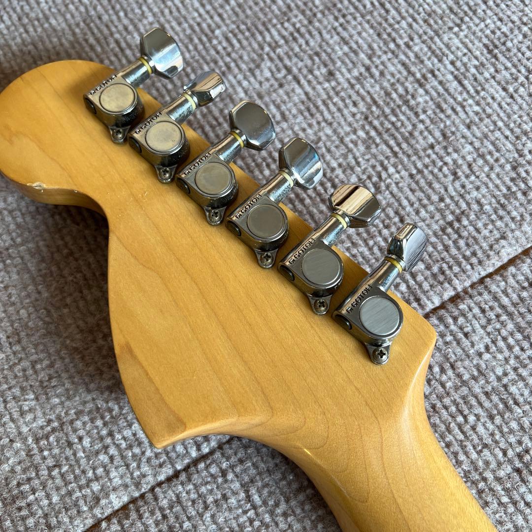 a*t様 Fender ストラトキャスター （EMGピックアップ3連発、ソフトケ