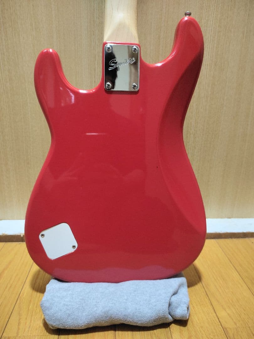 Squier ストラトキャスターミニ　ソフトケース付き 中古品