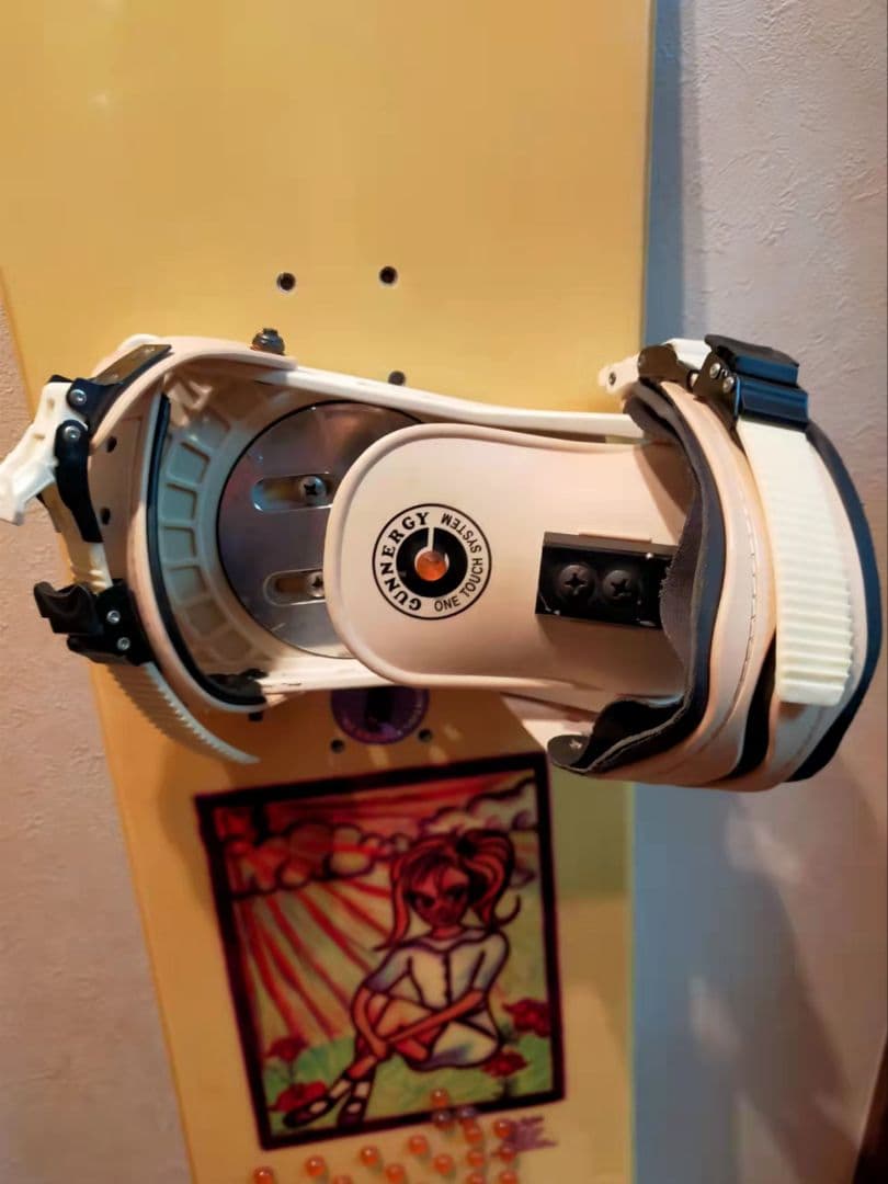 LIB technologiesスノーボード、GUNNERGYビンディング