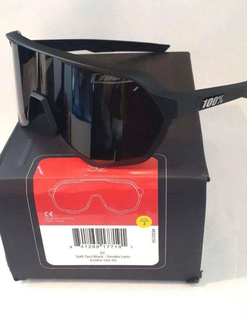 100% S2 ブラック スモークレンズ ワンハンドレッド サングラスお値下げ◎