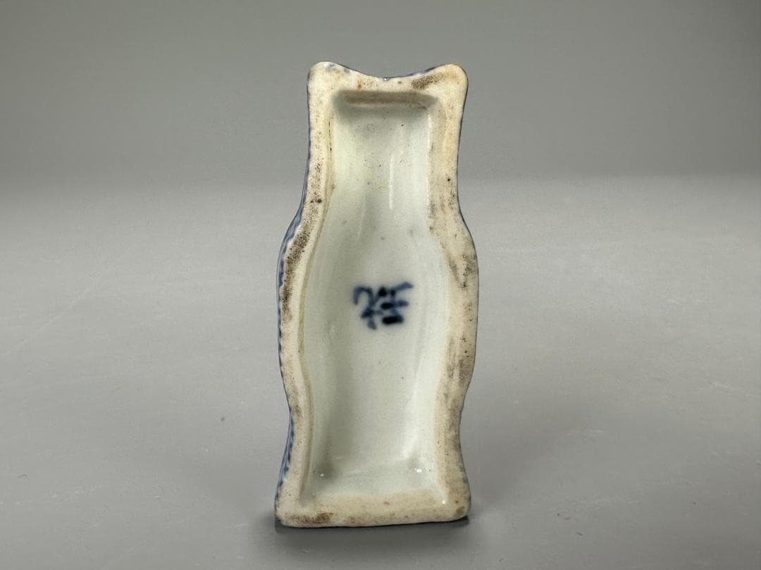 中国美術　清朝　清時代　青花花卉文　玩字款　香合　染付蓋物　香道具　唐物　古物