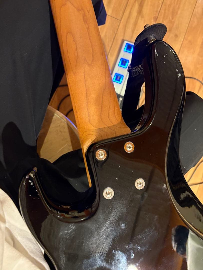 Sadowsky 5弦ベース　24フレット