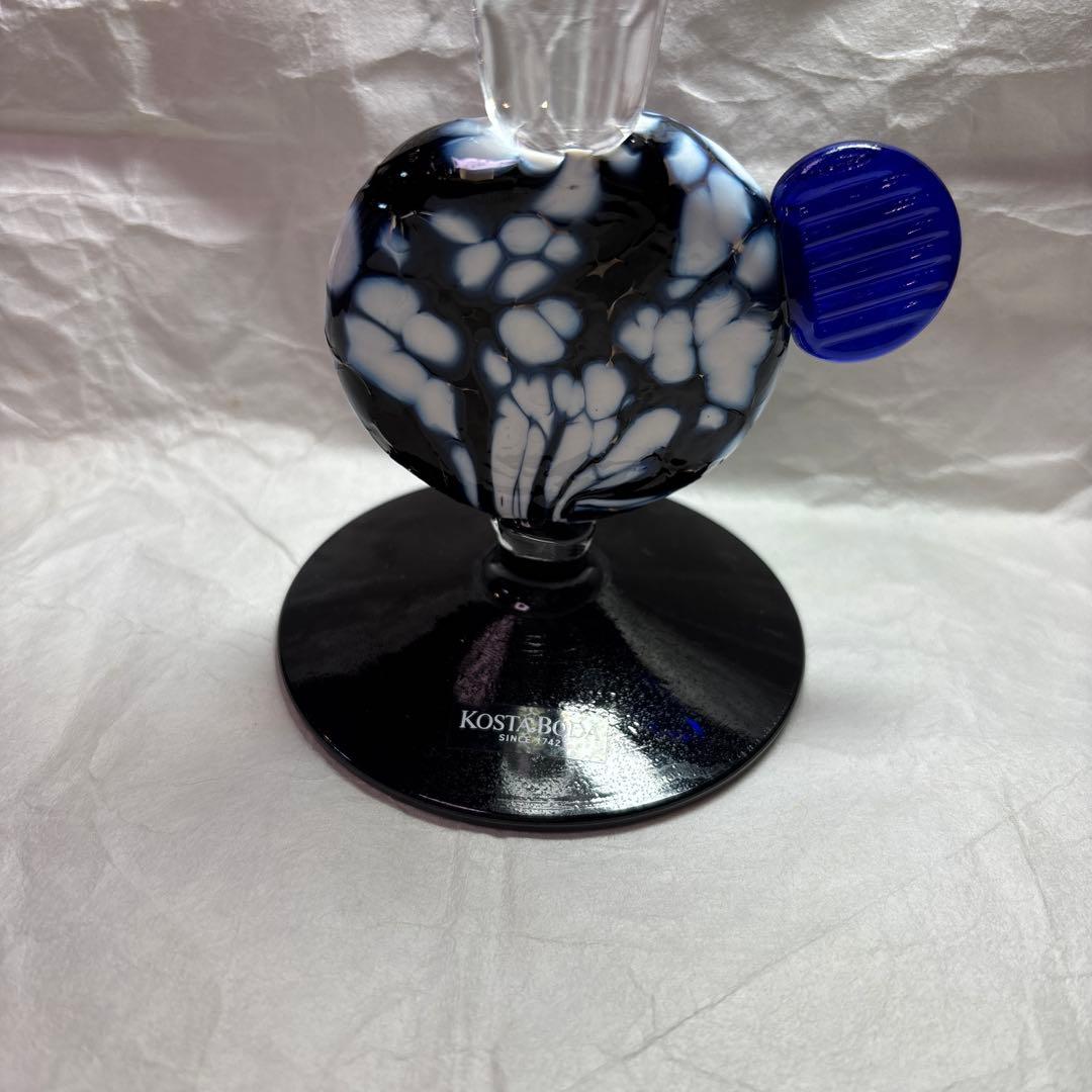 KOSTA BODA ガラスベース 黒・白・青