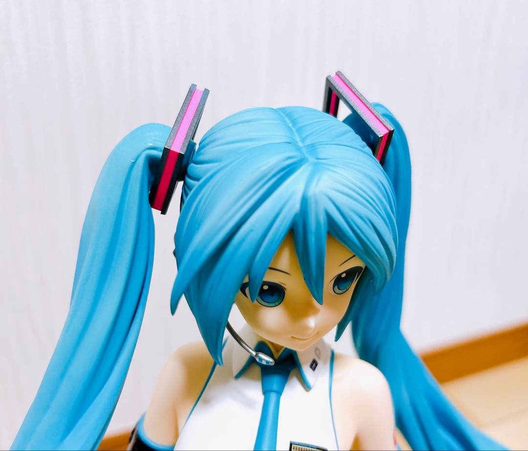 送料込み◎匿名配送◎ 初音ミク V3 1/4スケール　フィギュア