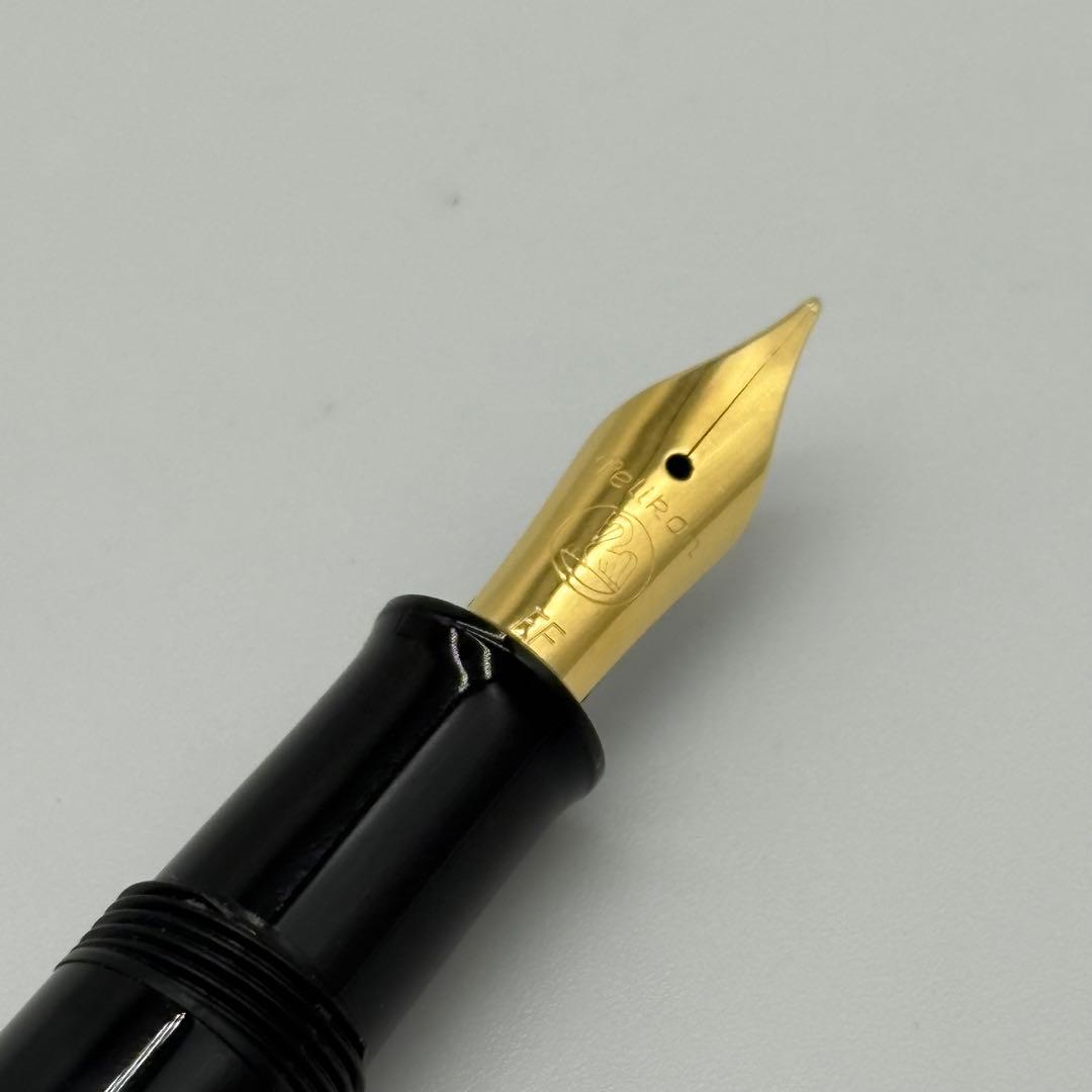 ペリカン M200 万年筆 グリーンマーブル 吸入式