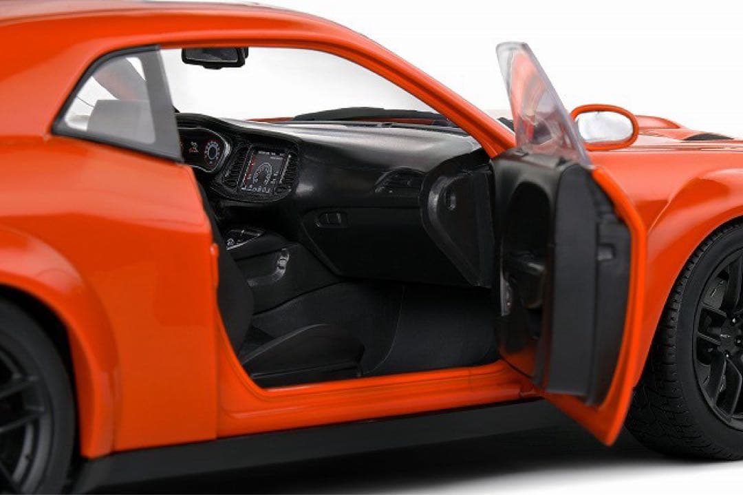 SOLIDO 1/18 チャレンジャーワイドボディ HAZARD Tribute