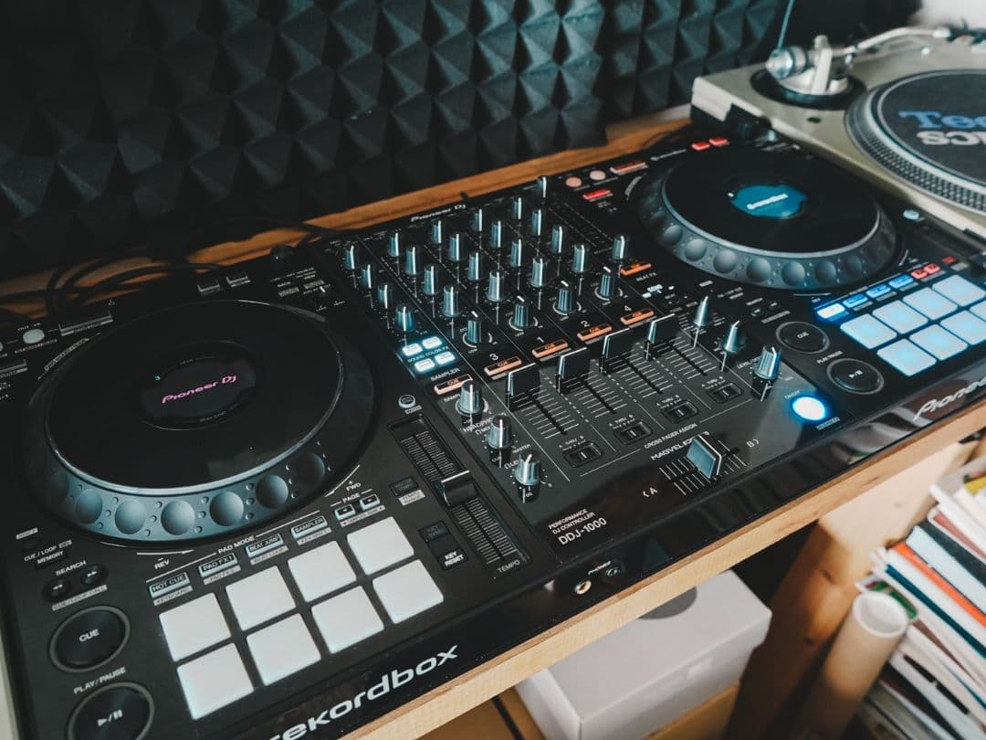 【アイボリー】【美品・付属品有】Pioneer DJ DDJ-1000
