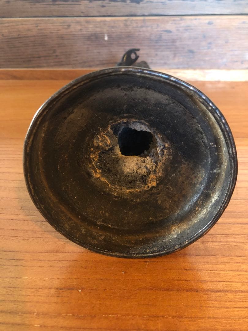 大振りで古格のある古銅聖観音立像杉箱入