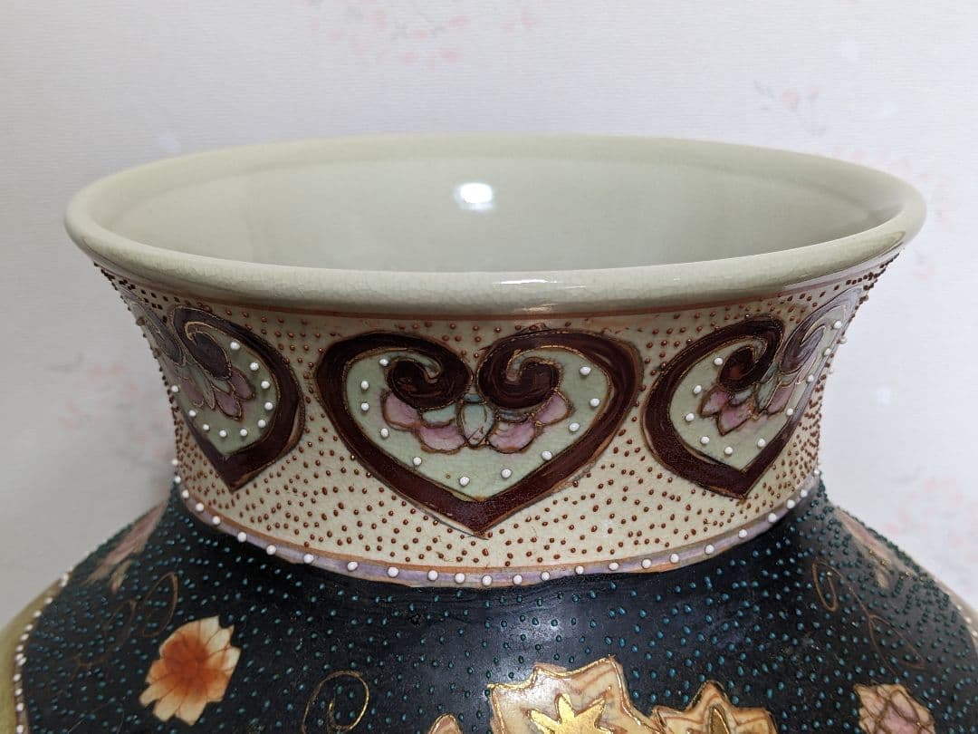 ♦ 美人花車上杉武田川中島決戦図 壷 薩摩 九谷焼 置物飾り 古美術骨董品