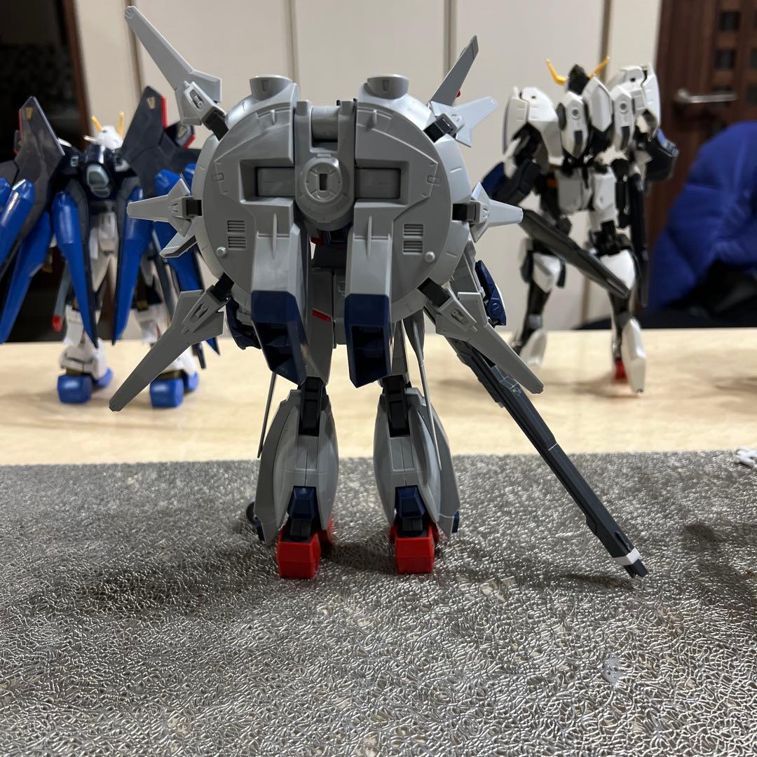 ガンダムモデル 10体　完成品（ジャンク）