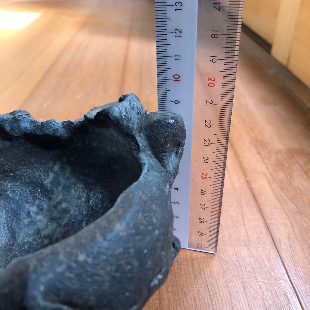 盆栽鉢 芸術的黒色陶器3本足 日本伝統工芸