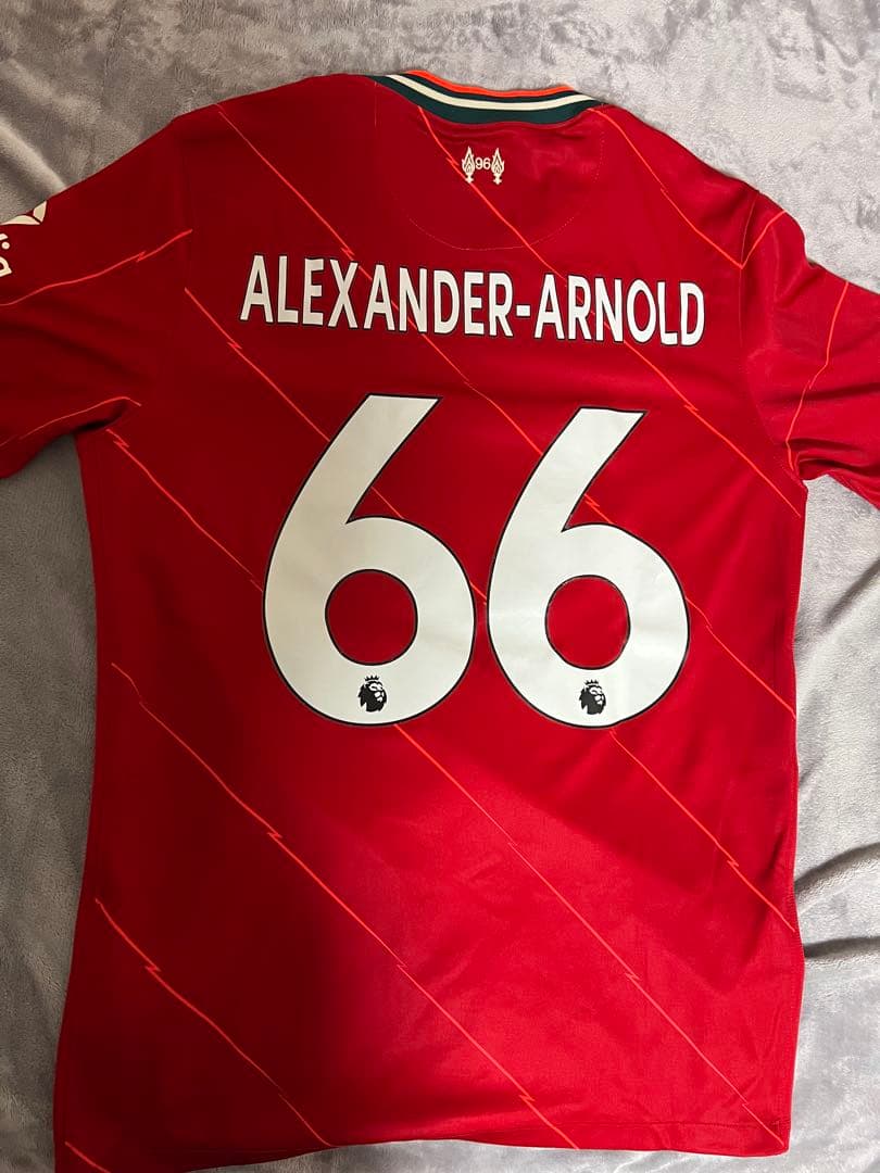 リバプール アレクサンダー・アーノルド 66番 シャツ