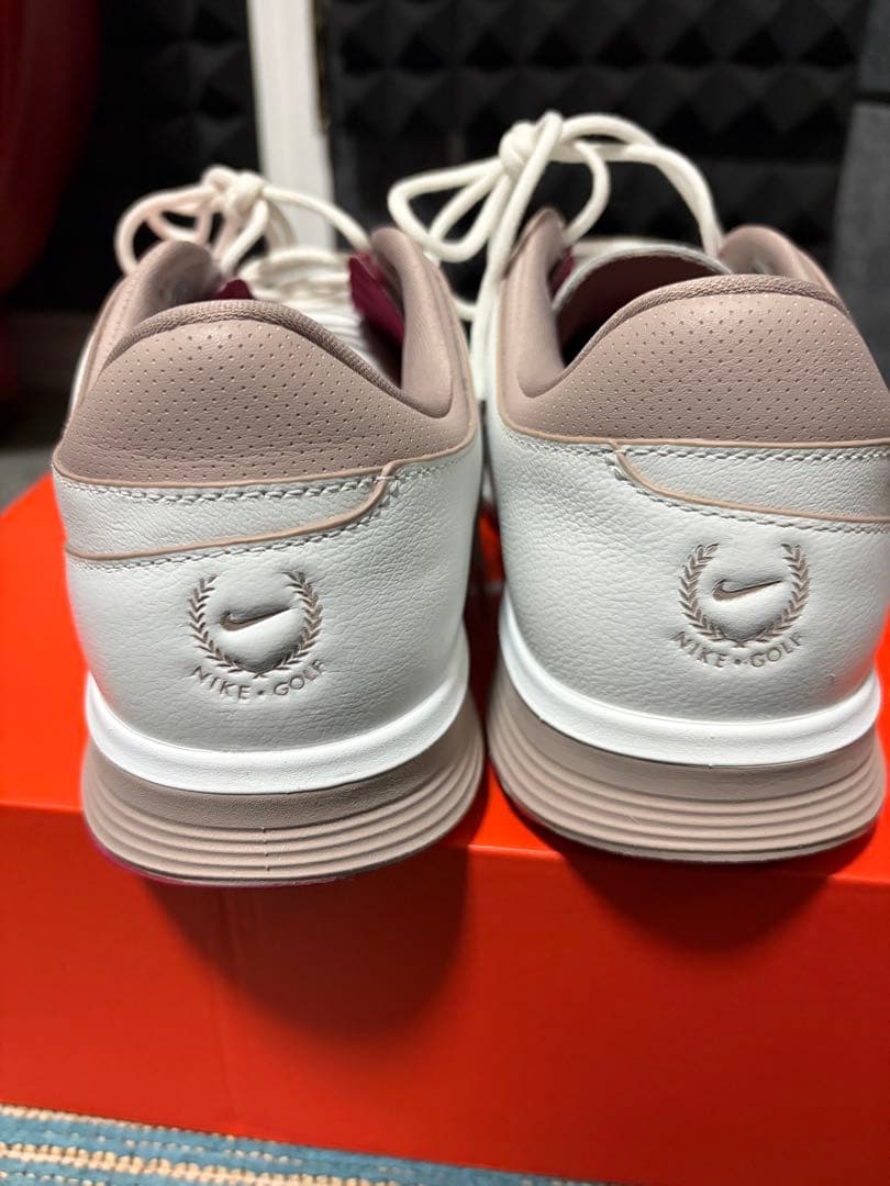 ゴルフシューズ　NIKE ビクトリー ツアー 4 W 26.5cm