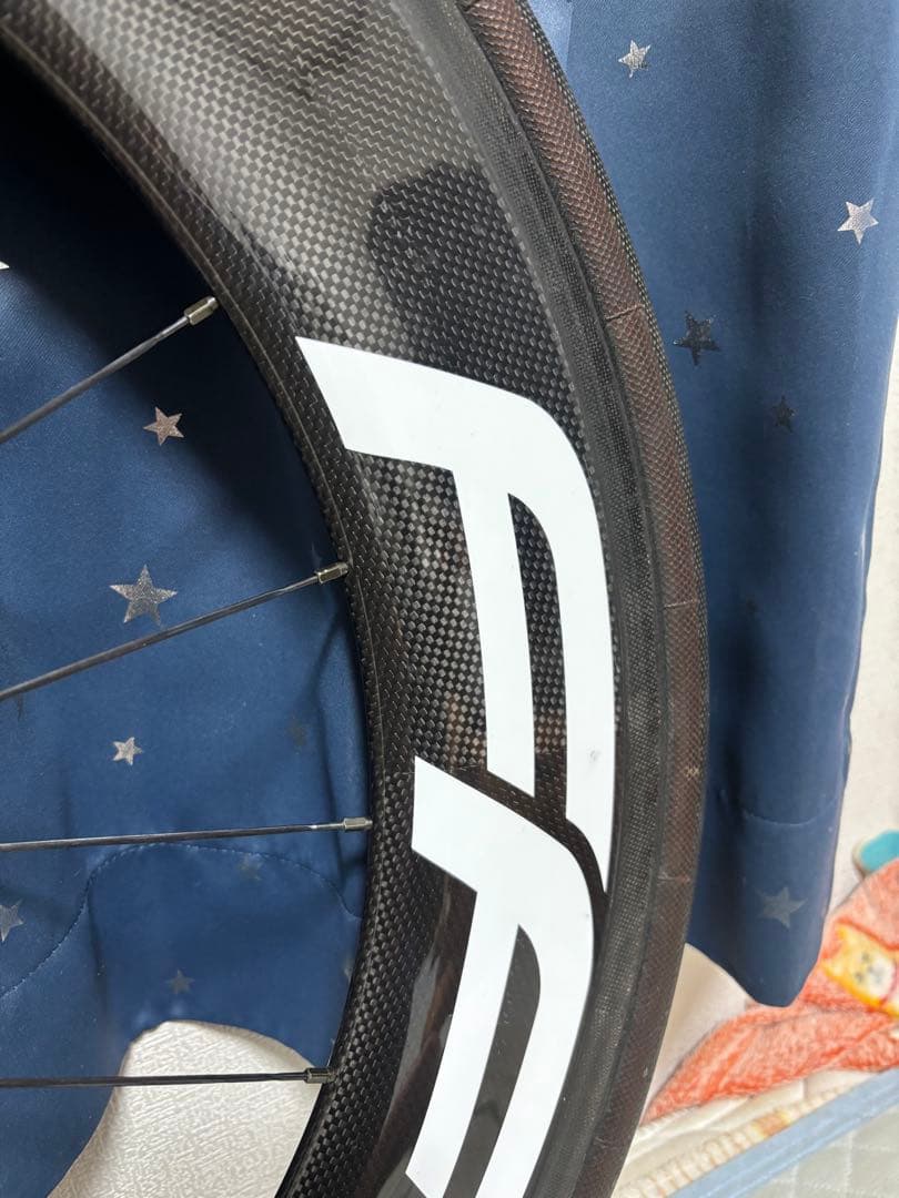 FFWD F9R チューブラー　フロントのみ