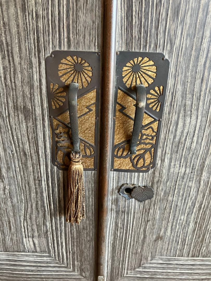 大幅値下げ‼︎ アンティーク　日本桐箪笥