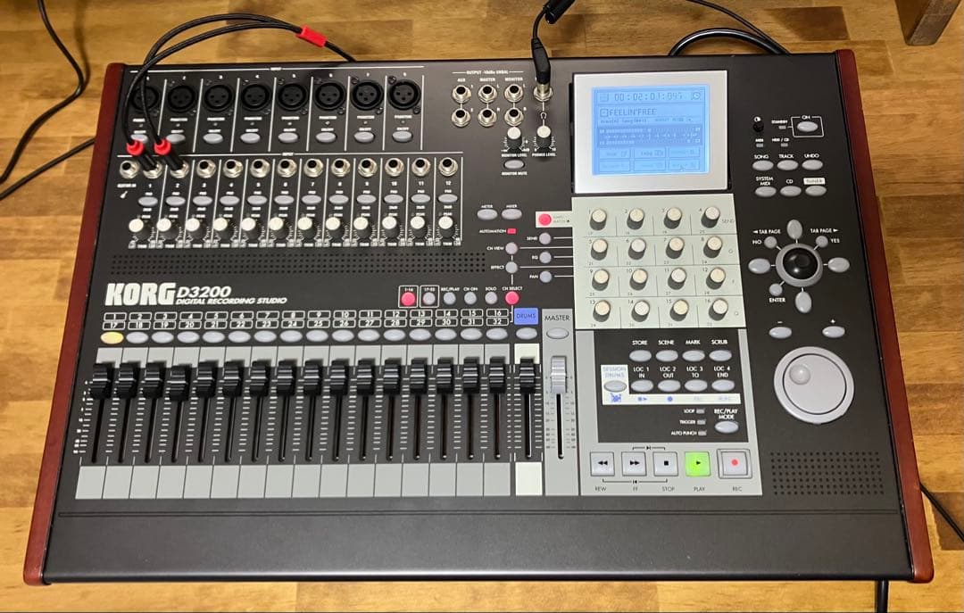 美品 KORG D3200（ペダル、USBケーブル、ソフトケース付）