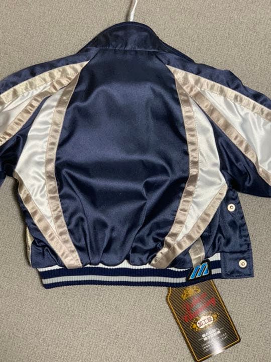 非売品！侍ジャパン　ウインドブレーカー　一点物　ワッペン刺繍　貴重品　お子様用