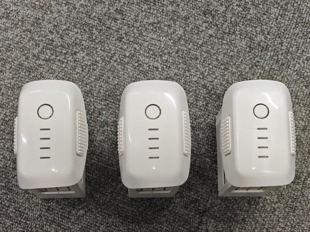 美品! DJI Phantom 4 PRO V2.0、バッテリー3個付