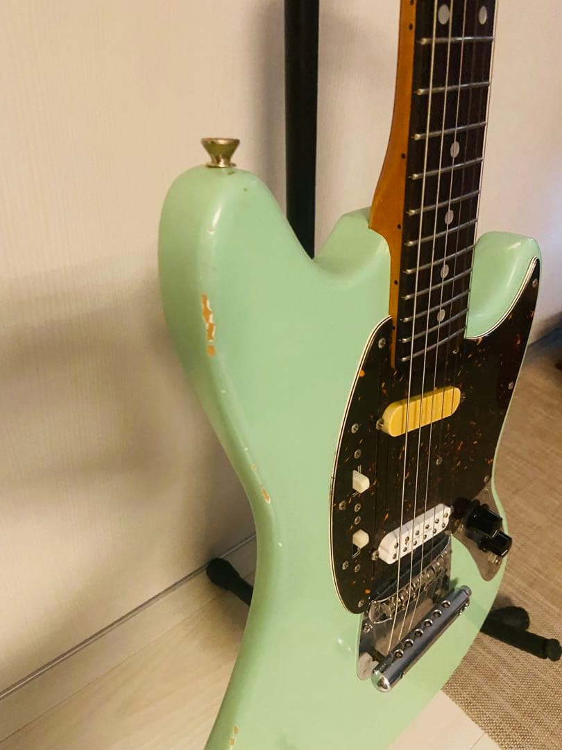 Fender japan mustang オールラッカー