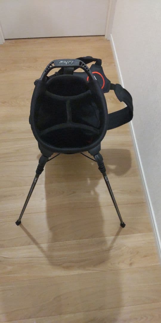 【美品】 Titleist Players4 キャディバッグ　8.5インチ　軽量