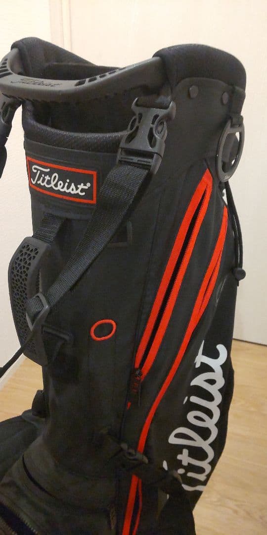 【美品】 Titleist Players4 キャディバッグ　8.5インチ　軽量