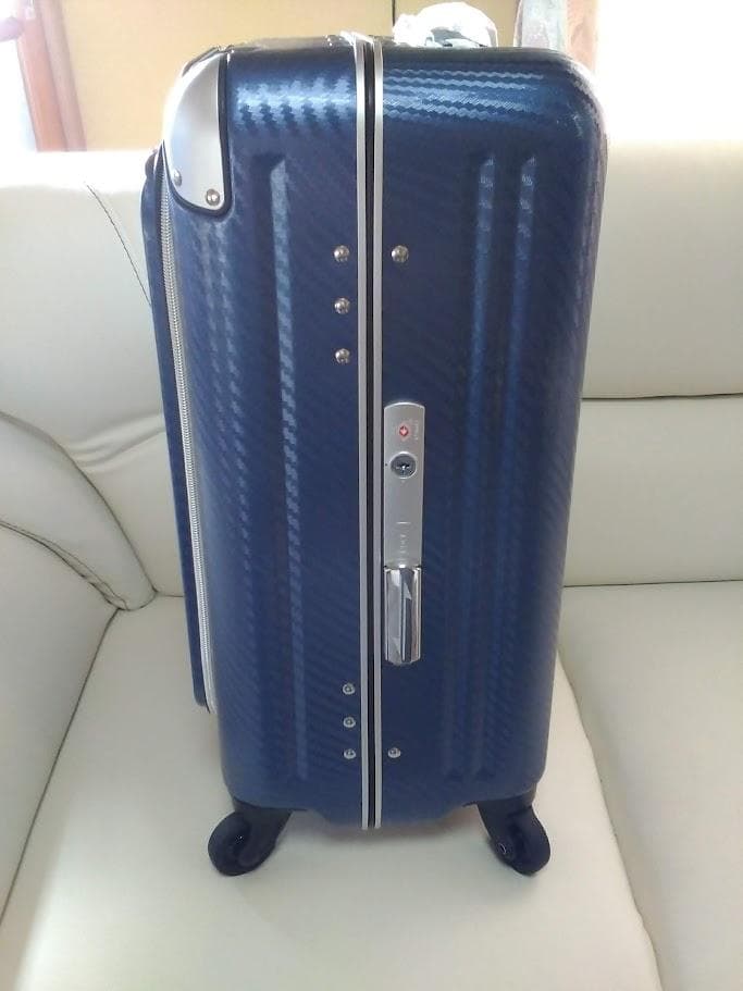 ☆新品☆未使用品☆レジェンドウォーカー・スーツケース（6209-50）ネービー