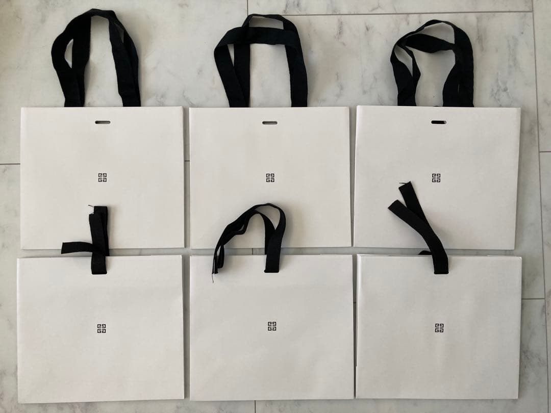 ★正規品 ほぼ未使用★Givenchy ジバンシィ 空箱、布袋、ショッパー、封筒