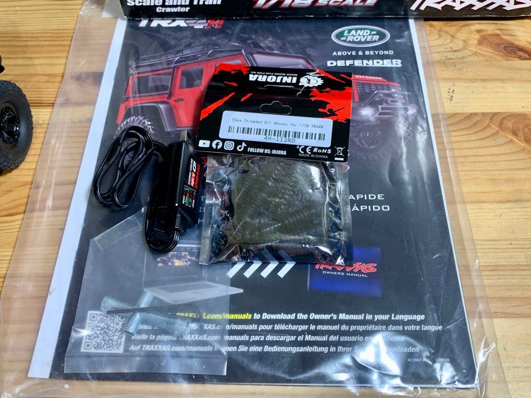 か*ざ様 【美品】トラクサス TRAXXAS フォード ブロンコ 赤 TRX4M