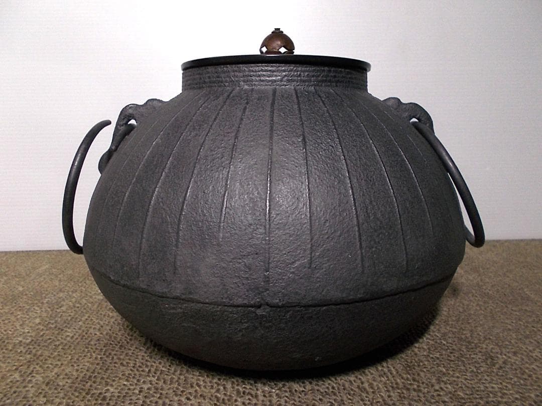 茶道具 紅型風炉 筋紋茶釜 釜環 野々田電熱器 動作品 敷板 送料込み