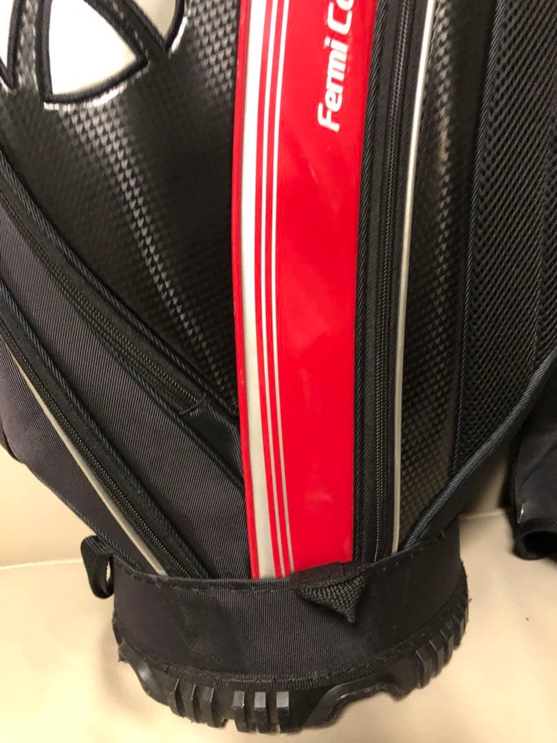 【送料込み】希少　TaylorMade Carlsbad CA キャディバッグ