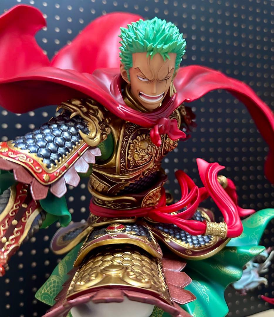 ゾロ フィギュア　ワンピースフィギュア