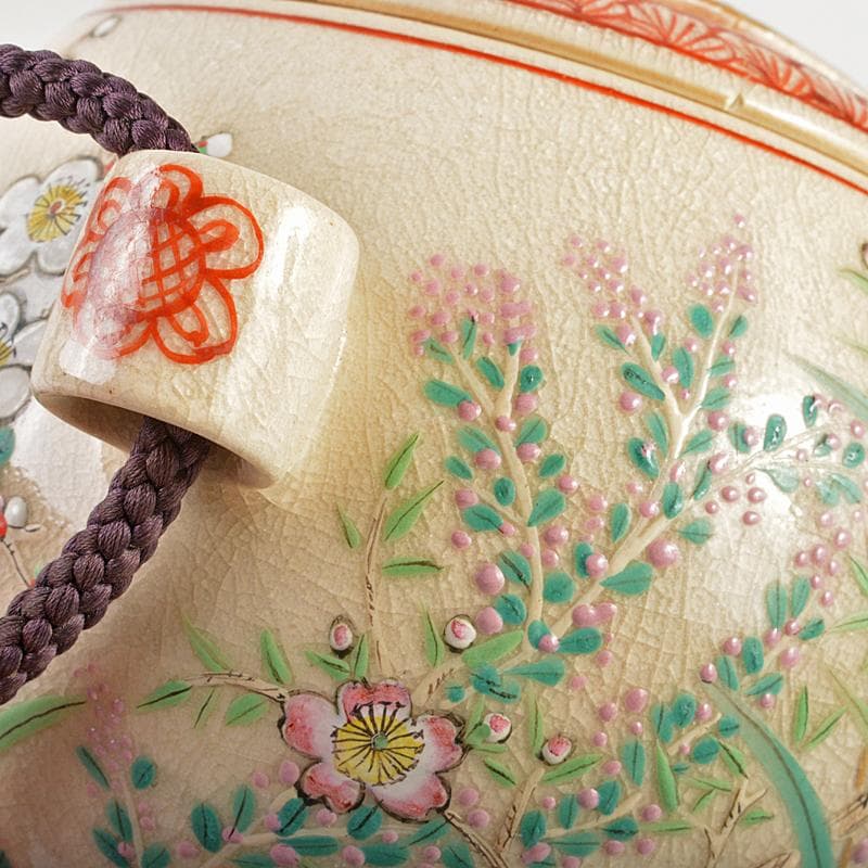 茶道具　京焼　三代　東山深山造　色絵　四季草花文　吊香炉　共布共箱　MR7382