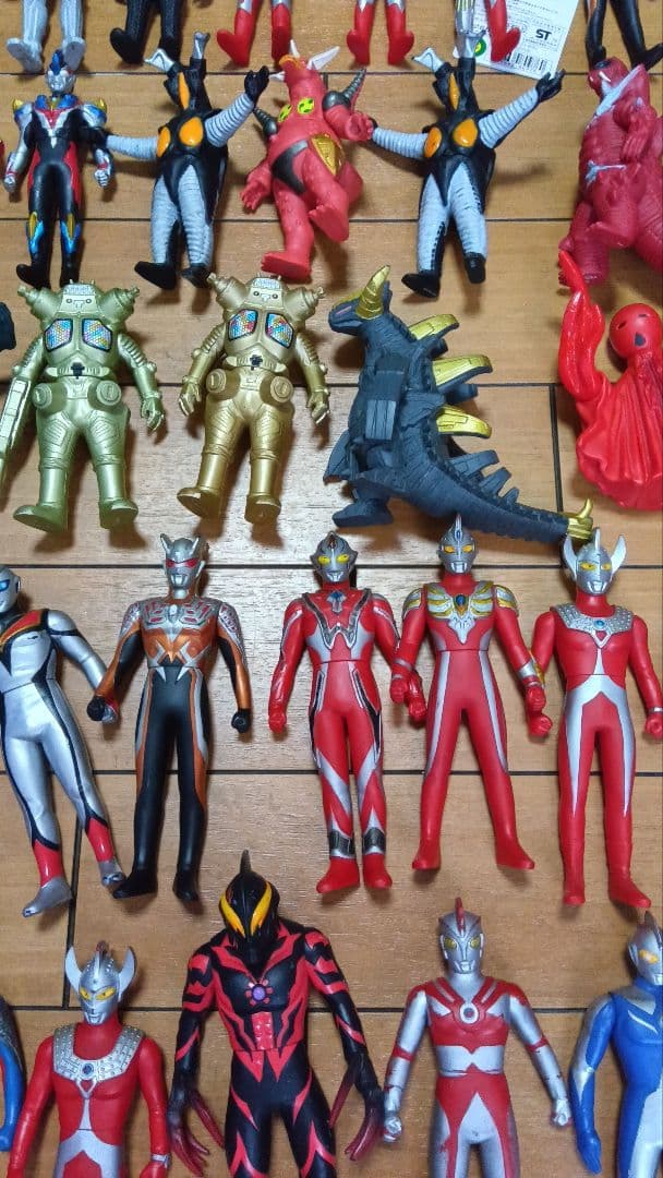ウルトラマン ソフビ　まとめ売り　 現行サイズ　 旧サイズ　 DX　 ビッグ