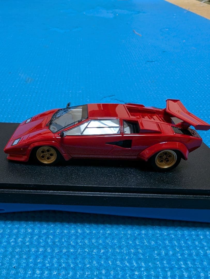 ランボルギーニカウンタック LP400 1978 赤　1/43ミニカー