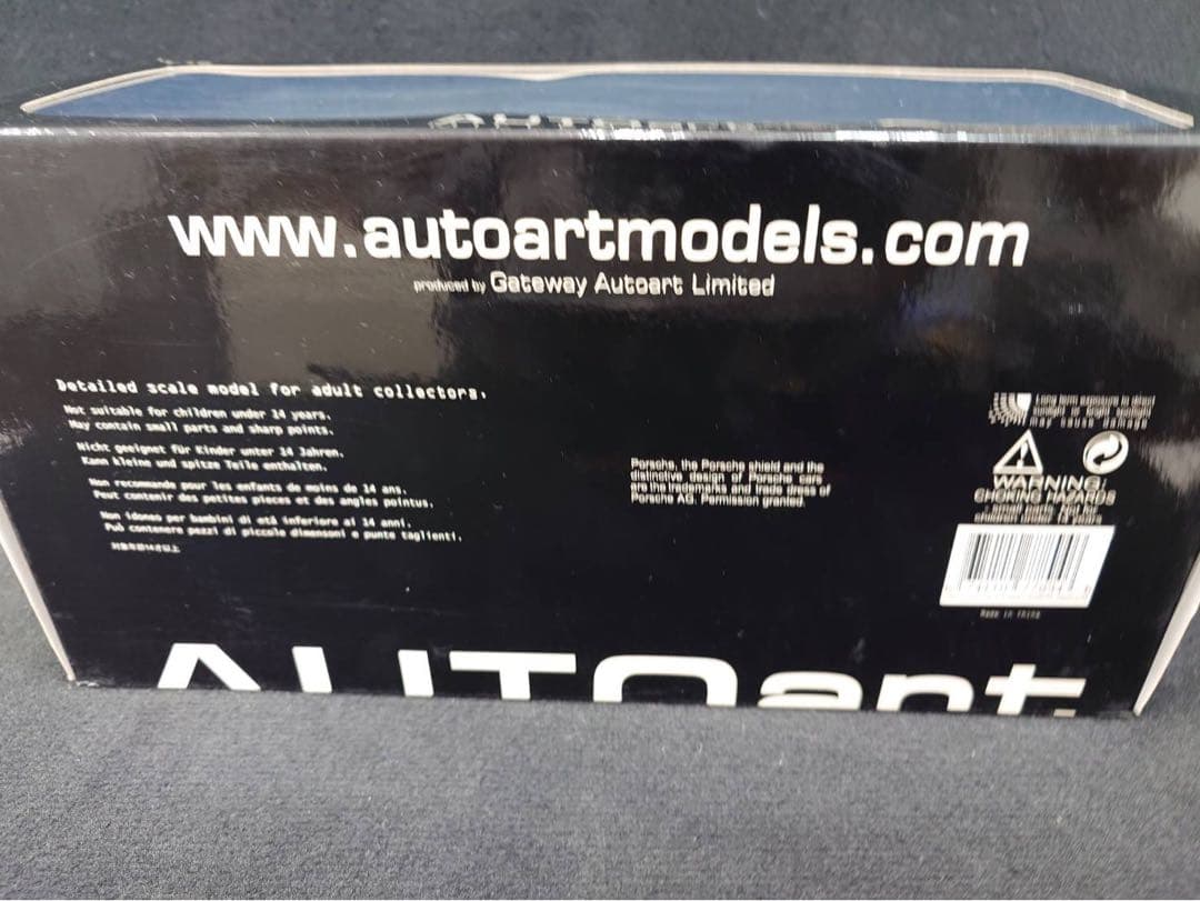 オートアート1/18ミニカー ポルシェ911(964) カレラRS ホワイト
