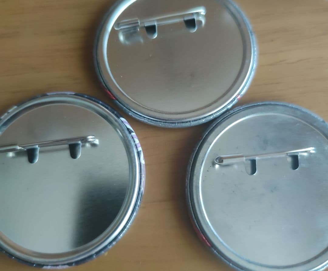 キャラクターグッズセット（缶バッジ・アクリル等）コンパス13詰め合わせ