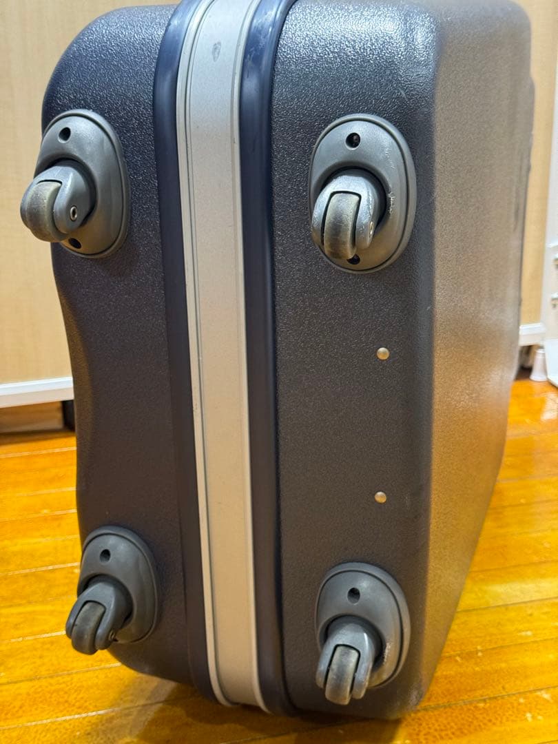 AMERICAN TOURISTER アメリカンツーリスター　スーツケース大容量