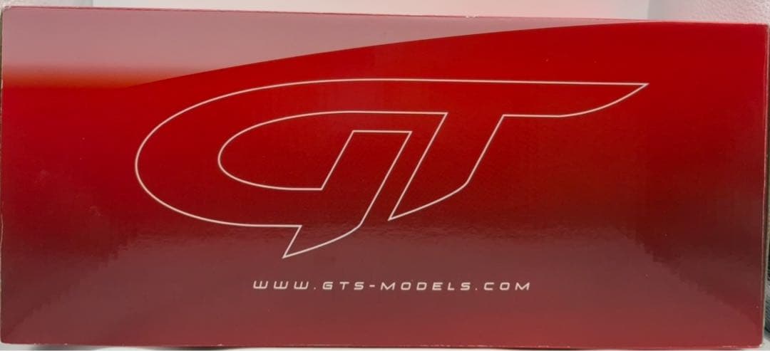 ミニカー Porsche930Turbo Slant Nose896/1000 1/18