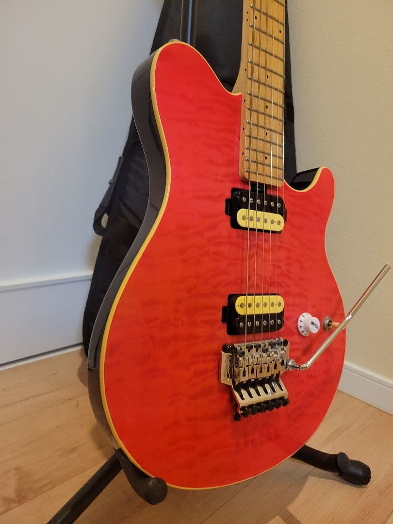 Sterling by MUSICMAN　AX40 ピンク塗装　ミュージックマン