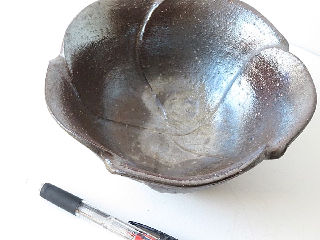 【値下中】青娥窯　松元洋一作10　『南蛮銀彩火襷輪花菓子鉢』　穴窯焼成