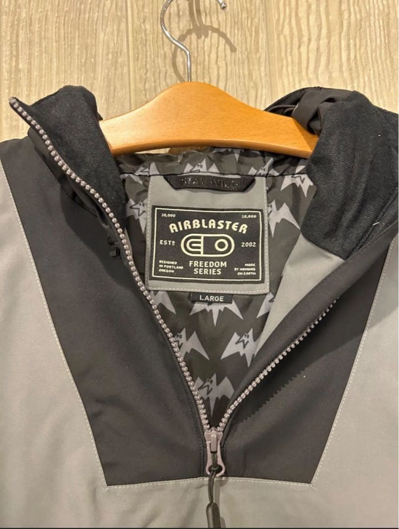 AIRBIASTER FREEDOM PULLOVER 定価¥47300