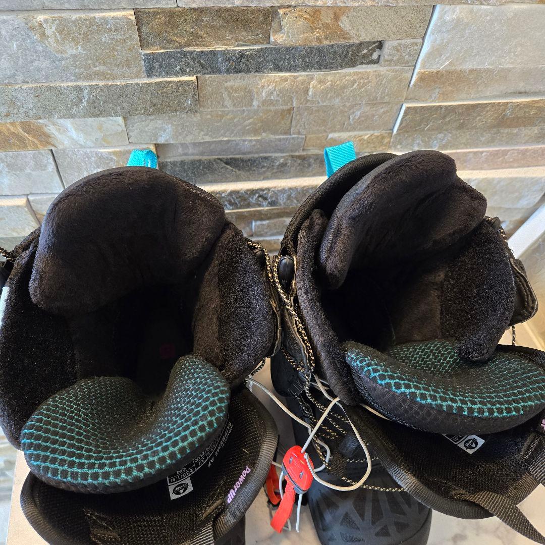 新品　BURTON バートン　SUPREME サプリーム　スノーボード ブーツ