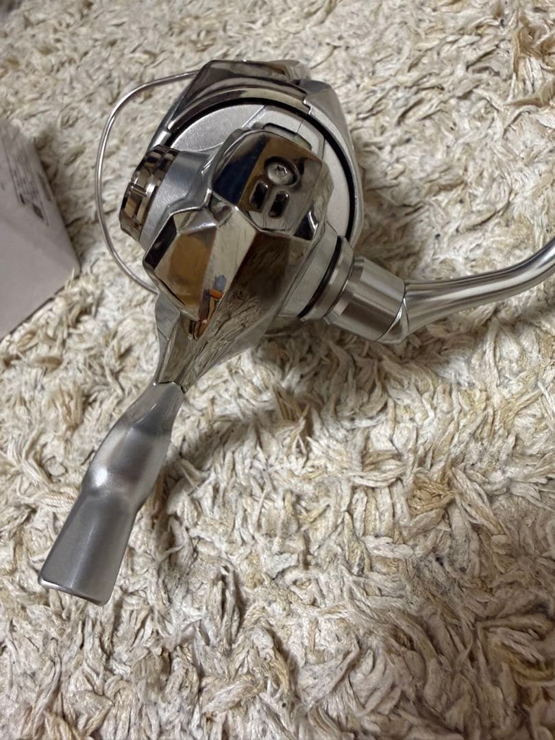 シマノ 19 ストラディック C2000SHG スピニングリール