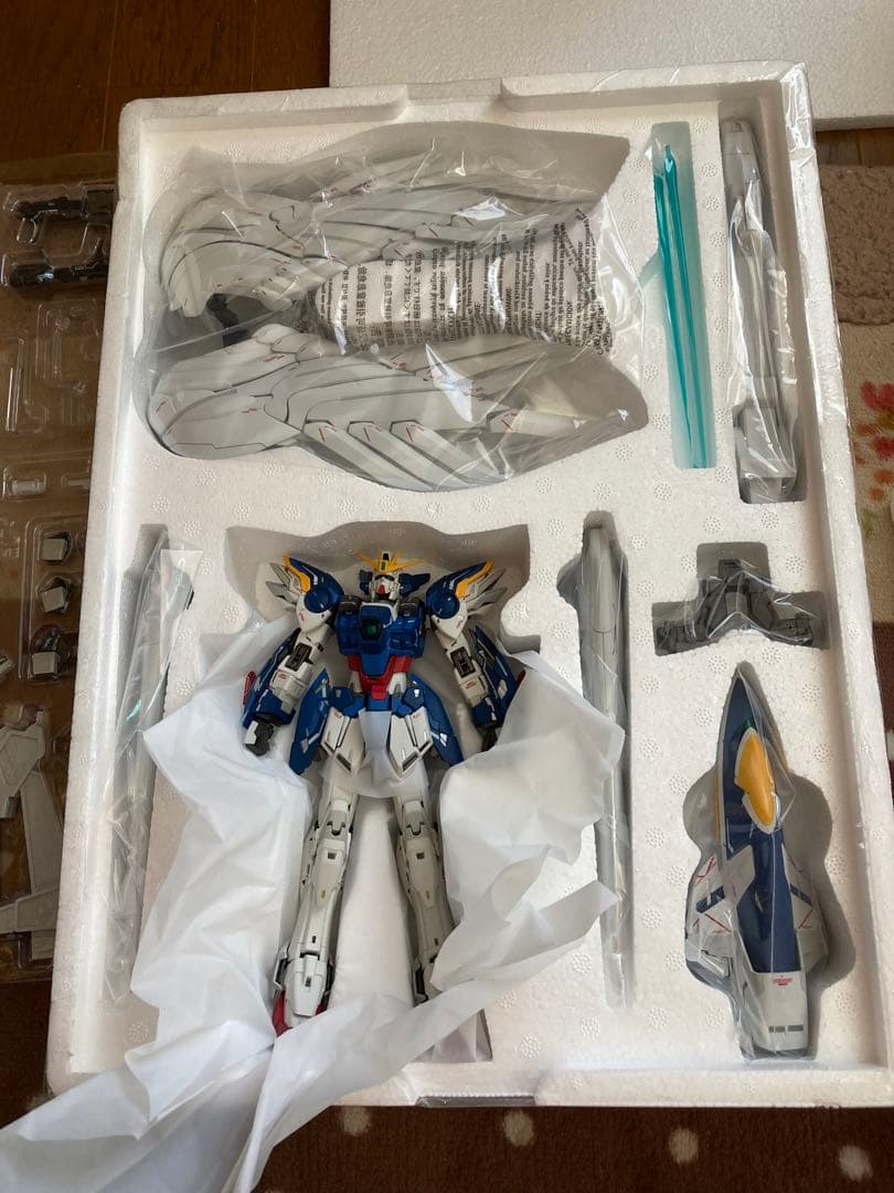 メタルコンポジット　ウイングガンダムゼロ(EW版)　Noble Color