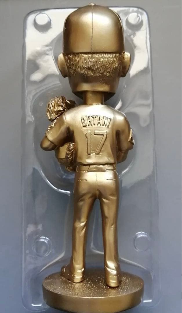 大谷翔平 & デコピン ボブルヘッド人形　ゴールド 限定版 ドジャース 非売品