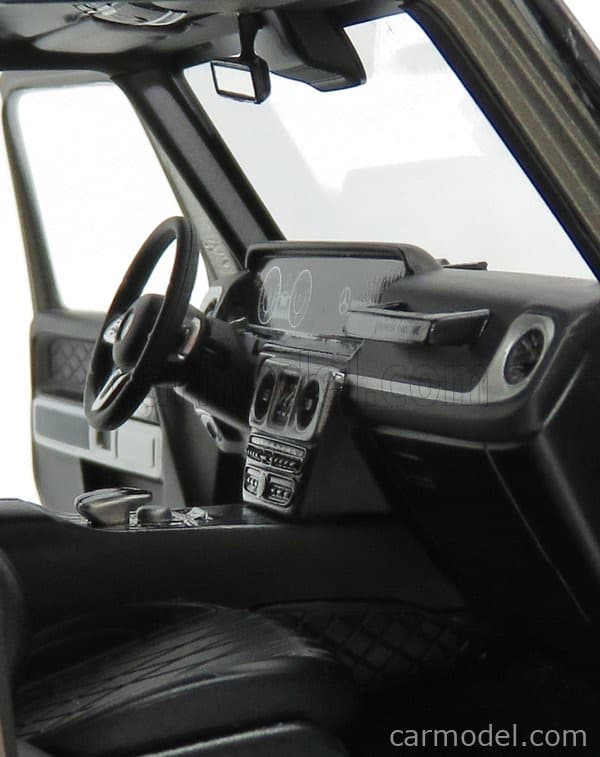 NOREV MercedesGクラス 2019　1/18