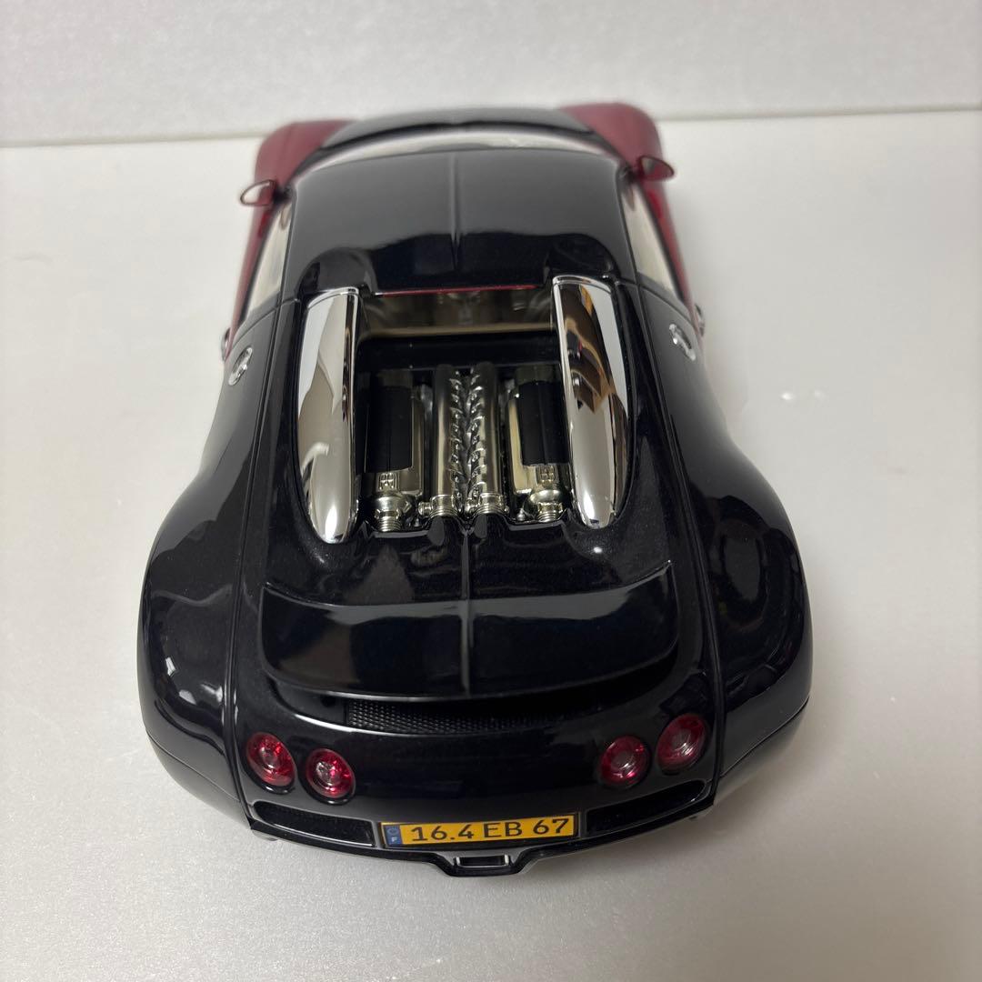 ミニカー BUGATTI VEYRON