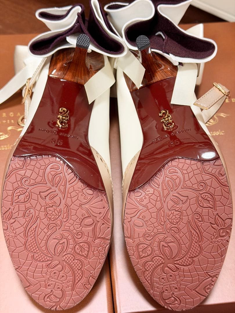 付属品完備 ヴァイオレットエヴァーガーデン マイラクラシック パンプスセット